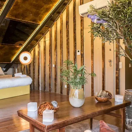 Alfama Loft شقة *